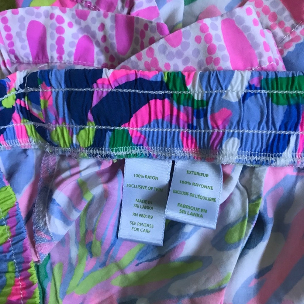 Lilly Pulitzer Katia Shorts Having a Blast size XS - Picture 6 of 6
